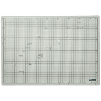 TGK-A3N フタル酸エステル不使用 滑りにくいカッターマット A3 320×450mm 汎用品