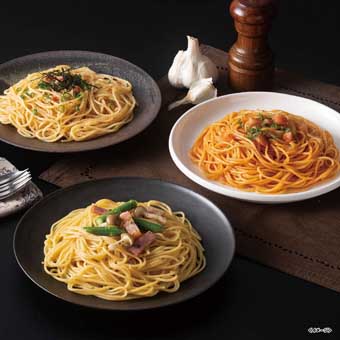 半生パスタ3種の味（あえるパスタソース付き）