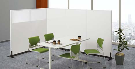 スチール製のパーテーション