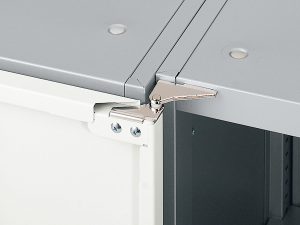 180°開きヒンジ 180°開きヒンジ