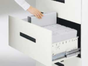 <b>ラテラルキャビネット<br>(下置き専用)</b>